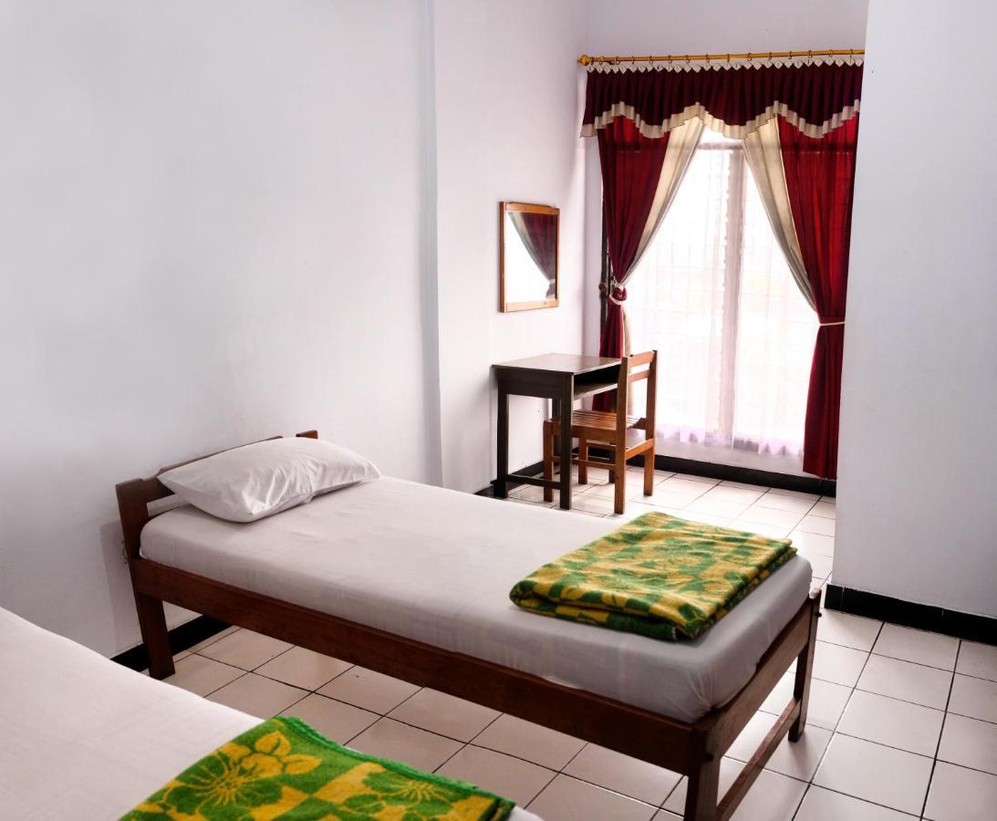 Hotel Wisata Magelang Extérieur photo